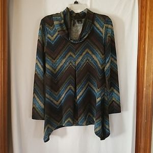 Women’s long sleeve top